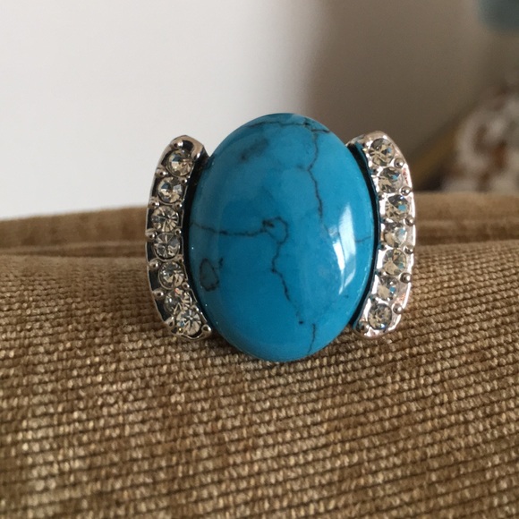 Statement ring - Picture 2 of 5